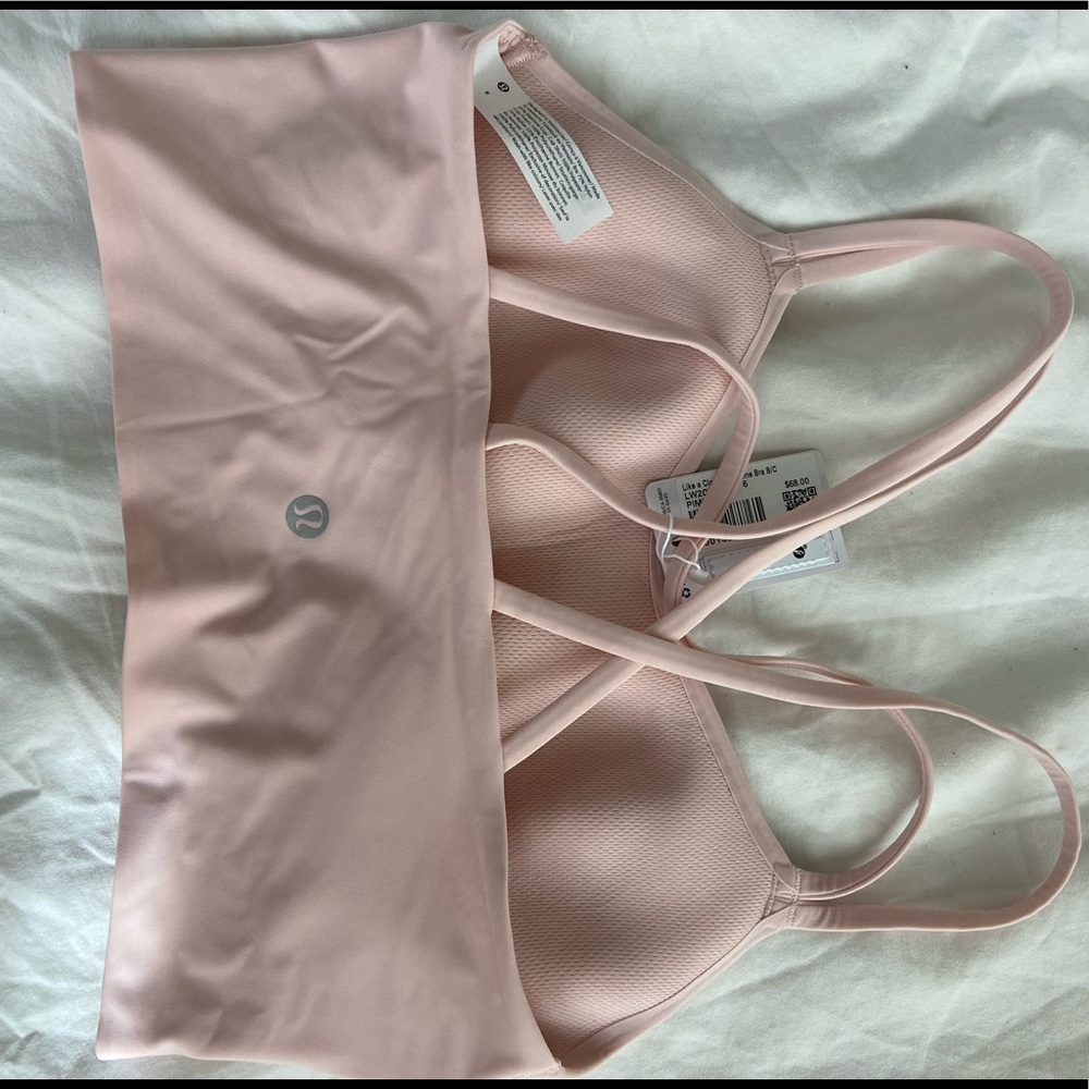 Size 6 lululemon sports bra